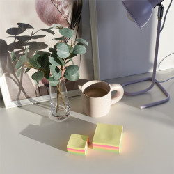 Jegyzettömb öntapadó, 50x50mm, 250lap, Bluering® , vegyes neon Öntapadó jegyzettömb Bluering