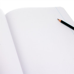 Füzet iskolai A5, 32lap, sima 20-32 Ars Una THINK-PINK (5285) 23 10db/csomag Iskolai füzet Ars Una