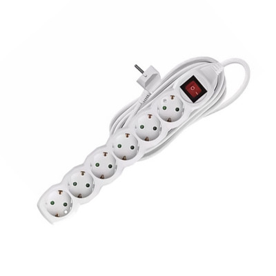 Elosztó hat csatlakozós kapcsolós túlfeszültség védett 1,5m kábellel asztali 16A max. 3500W