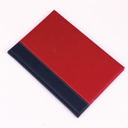 Határidőnapló Linett B/5, heti fehér lapokkal kék-piros Realsystem 2026. Határidőnapló Realsystem